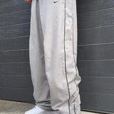 Cinza Claro com Listras Pretas