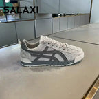 Tênis slip-on de lona branca respirável para homens